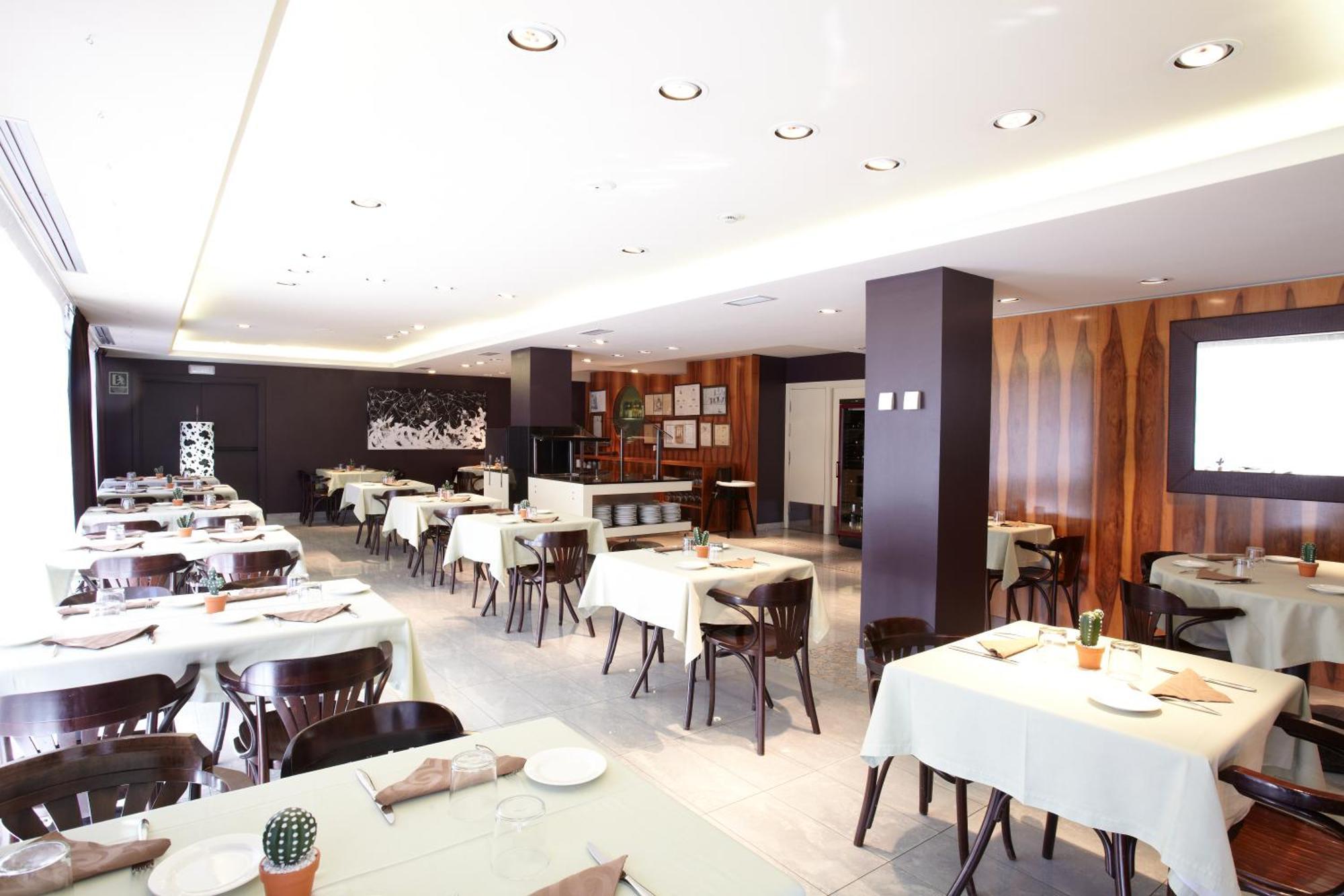 Hotel Mu 라코르티나다 레스토랑 사진