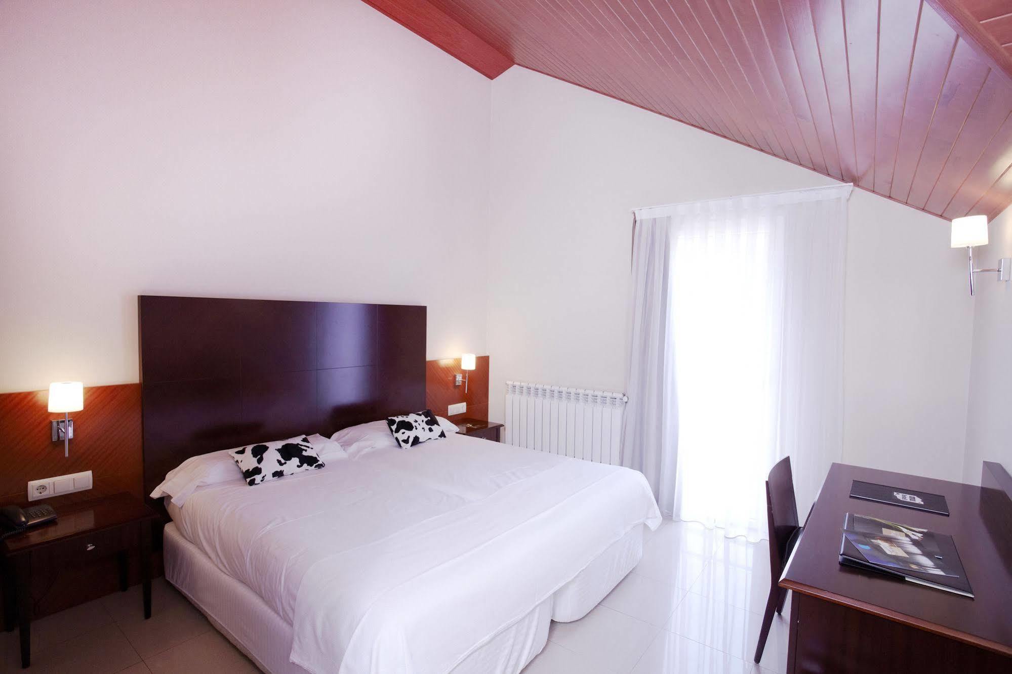 Hotel Mu 라코르티나다 객실 사진